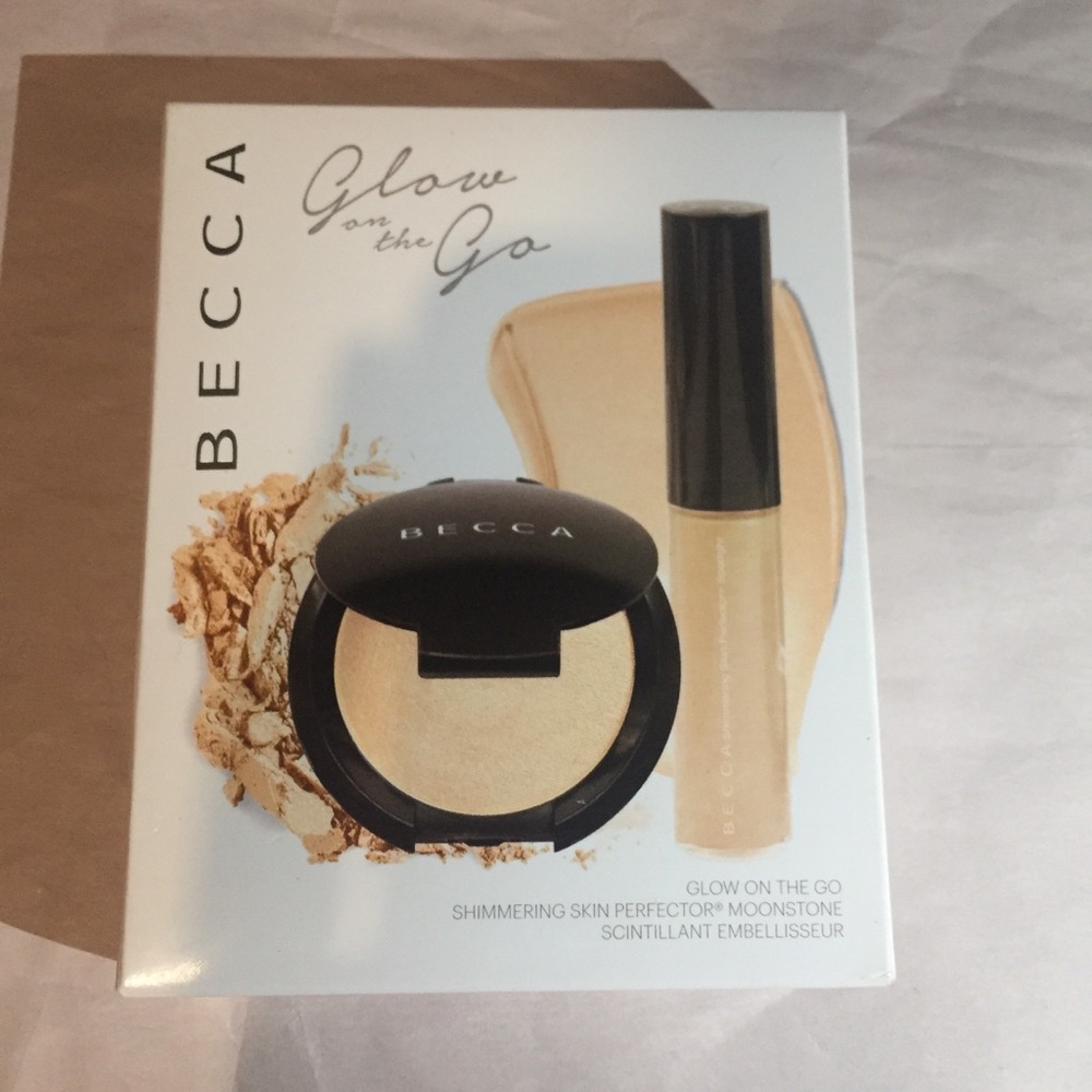 Becca glow on the go set highlighter